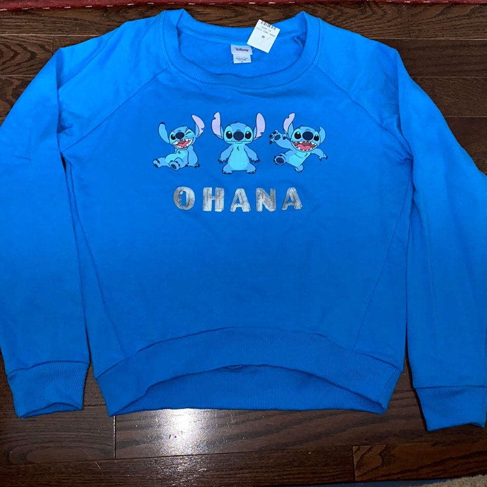 NWT lilo and stitch sweater